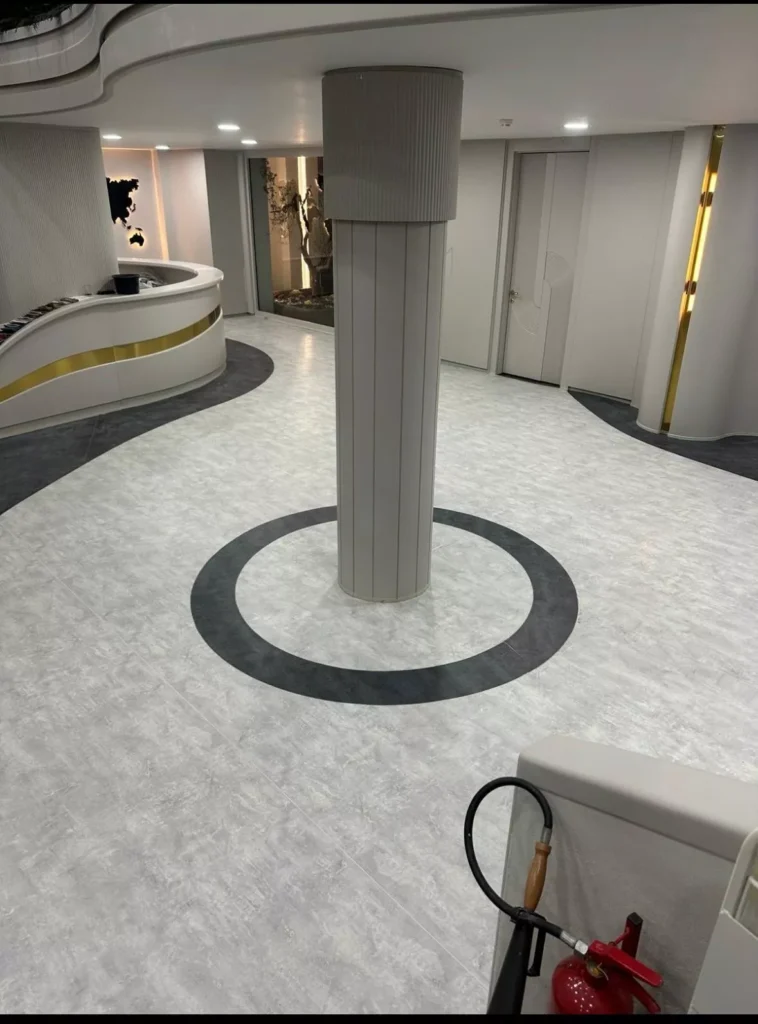 Üniversite PVC Zemin Kaplama